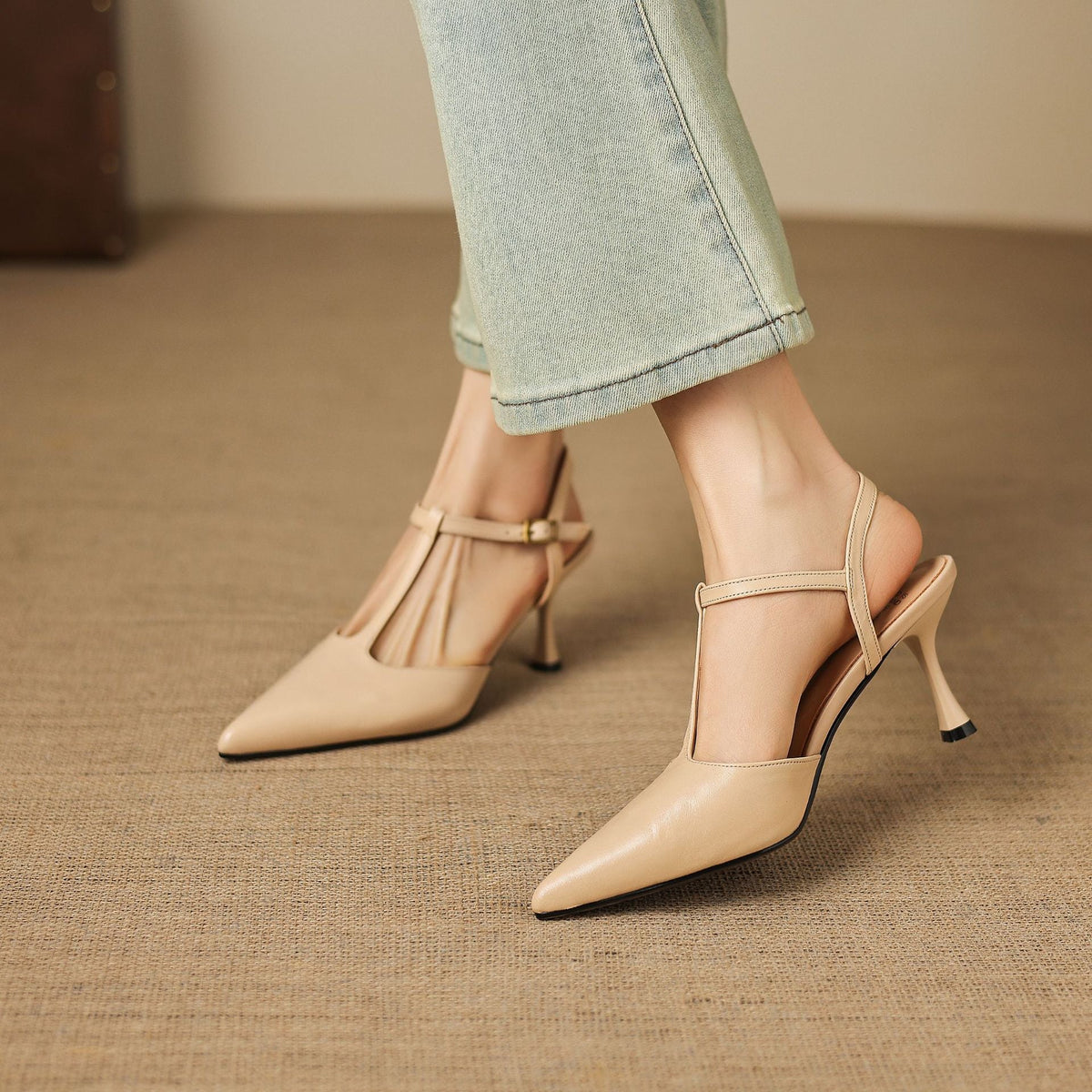 Tacones Mary Jane Luci de cuero genuino con punta fina