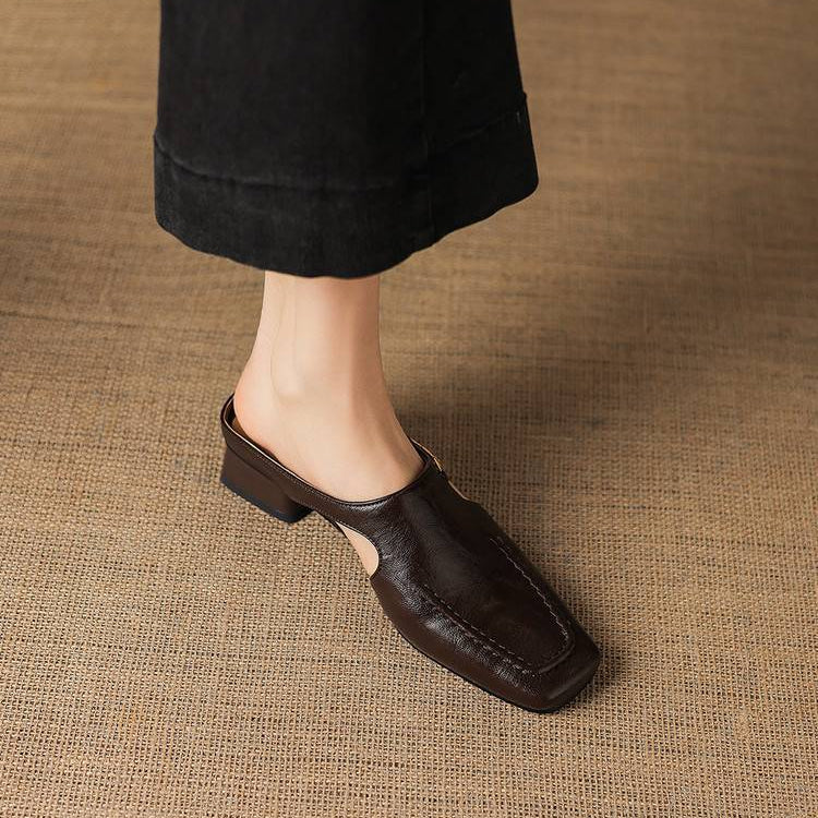 Mules de cuero Nella
