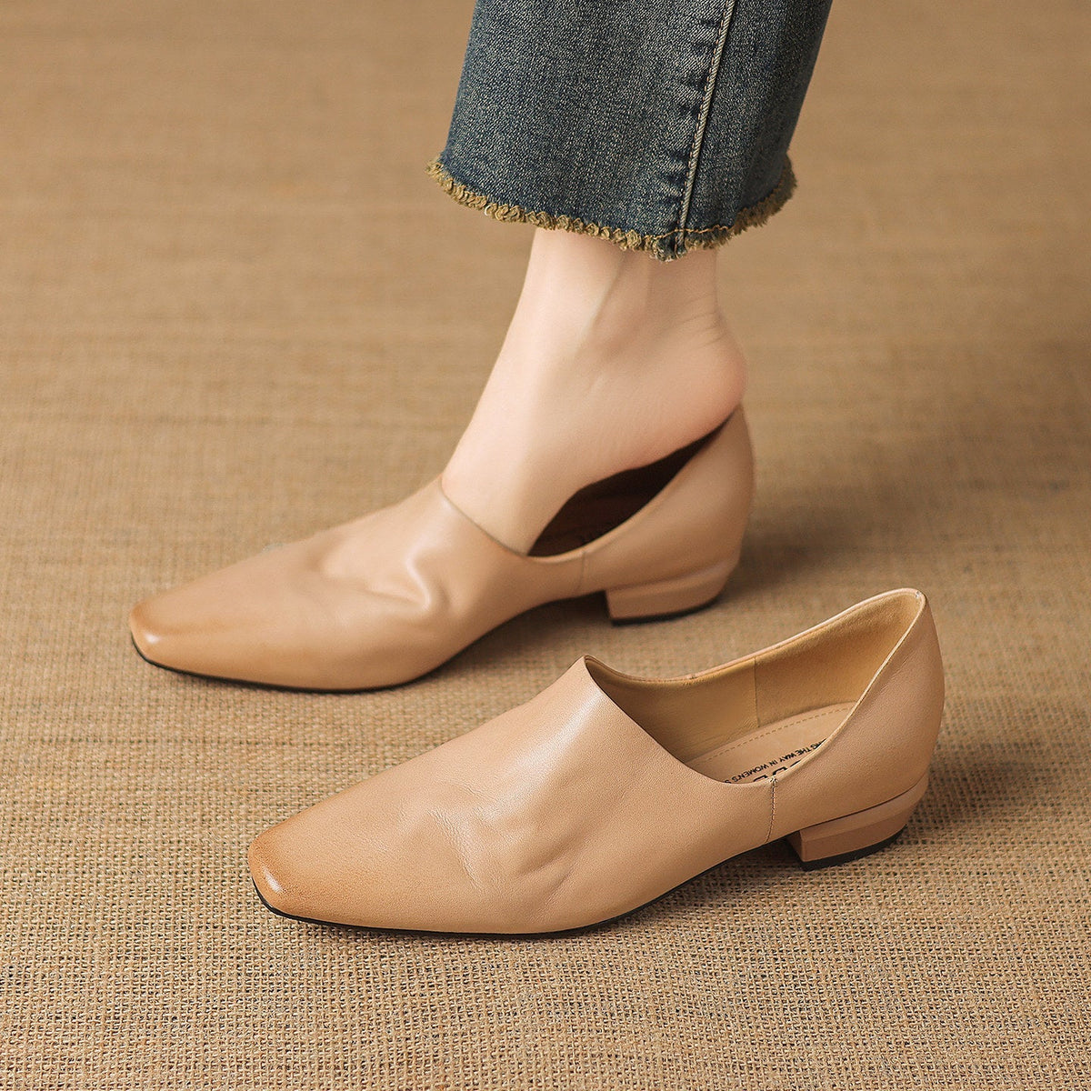Sapatos de pele genuína Lirena
