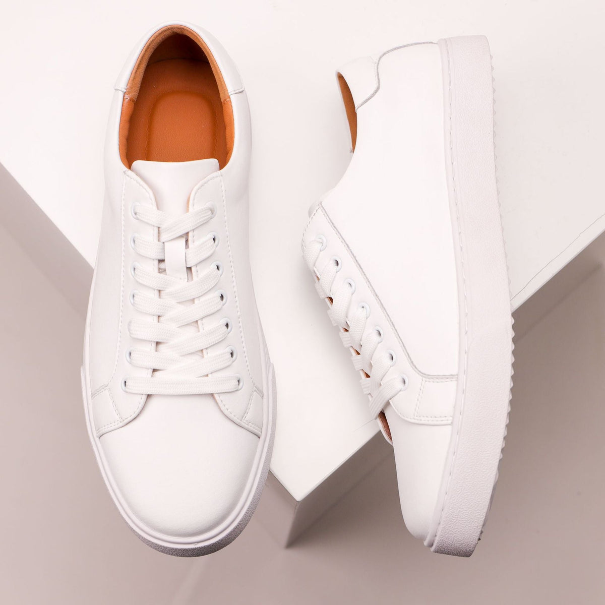 Valor sneakers i äkta läder