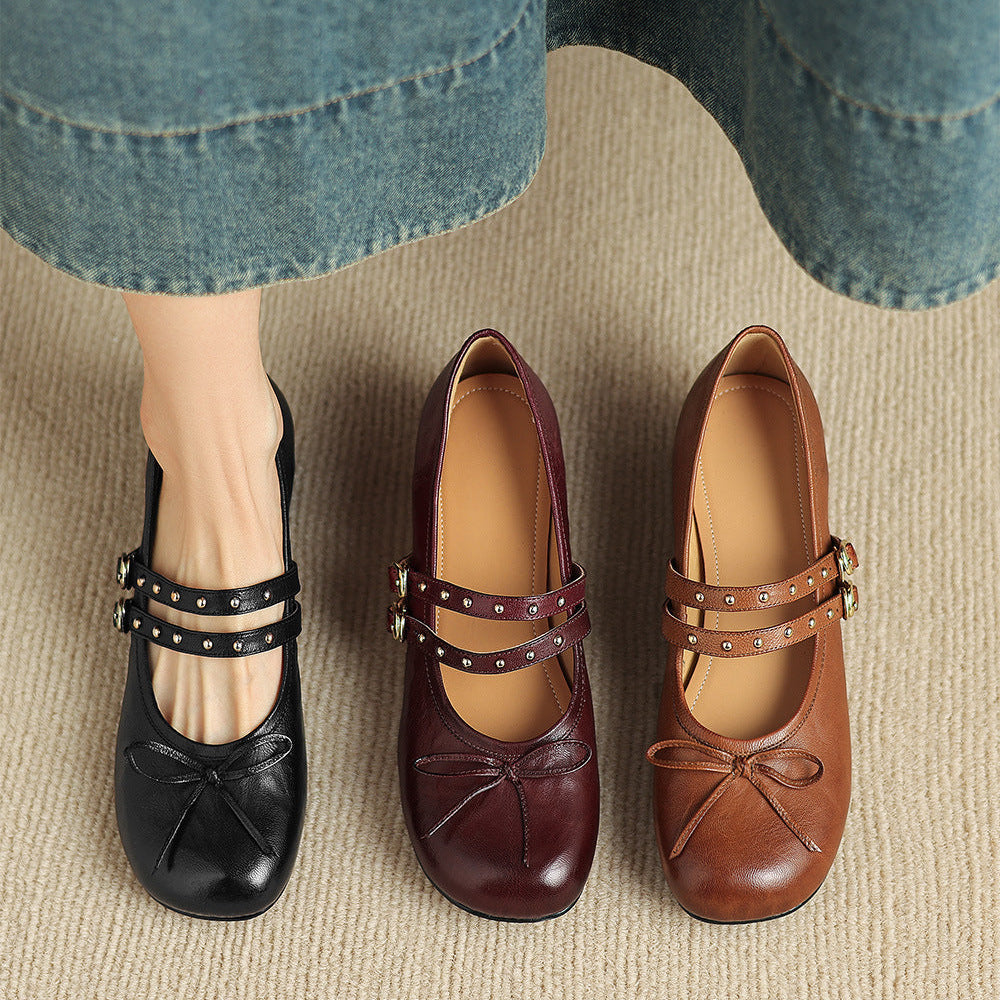 Alba Mary Jane-pumps van echt leer met studs