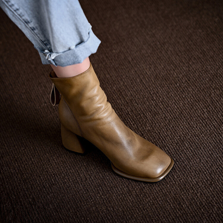 Botas Livia em pele genuína
