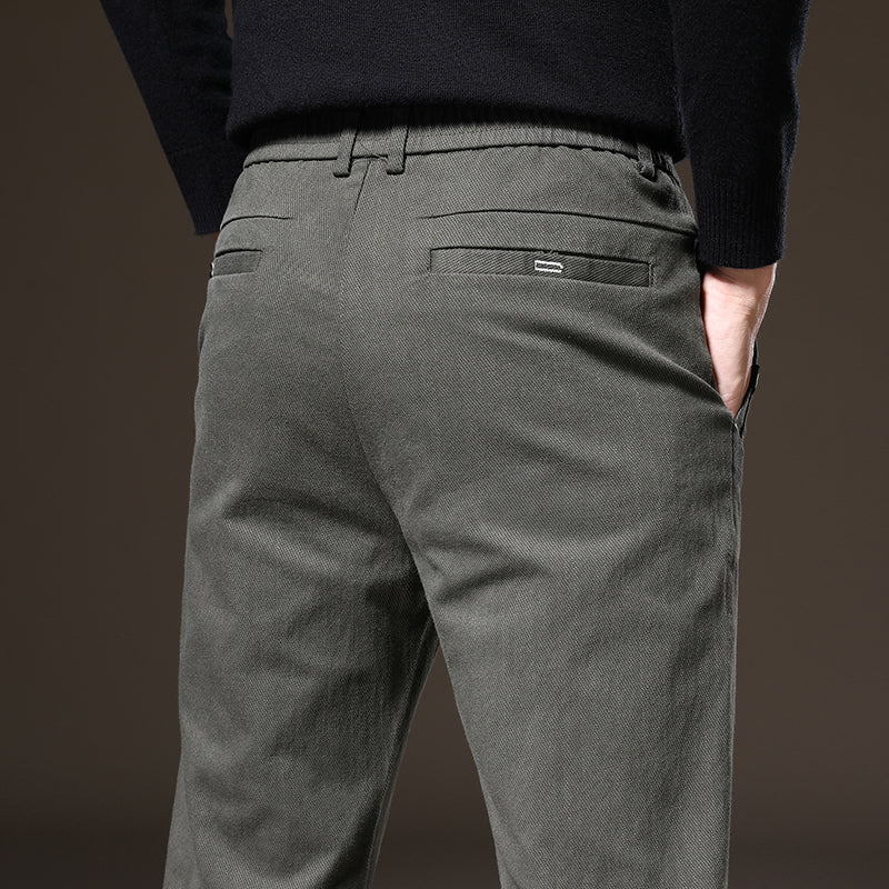 Pantaloni dal taglio classico