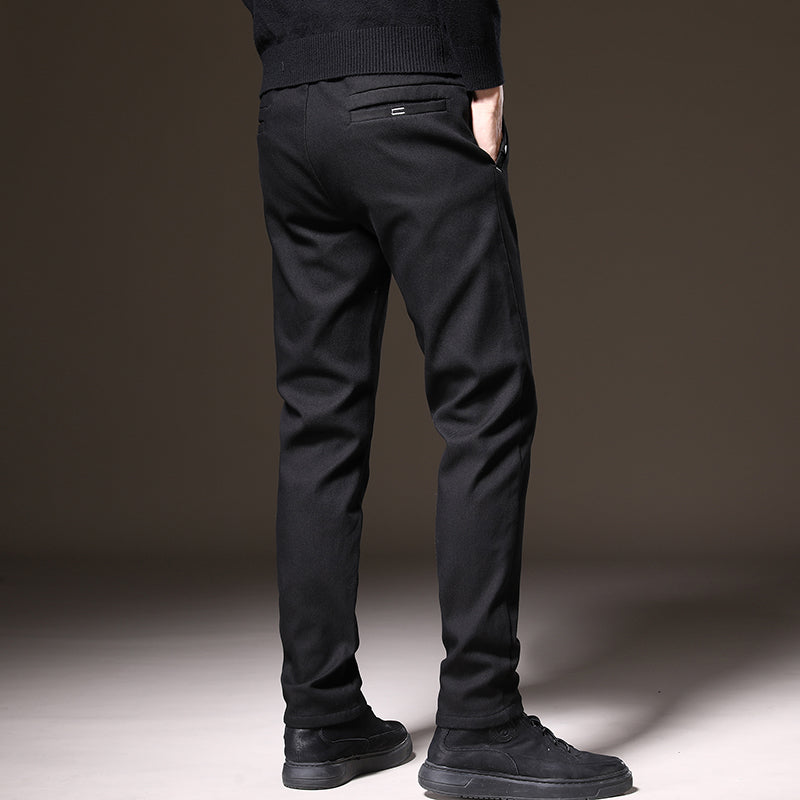Pantaloni dal taglio classico