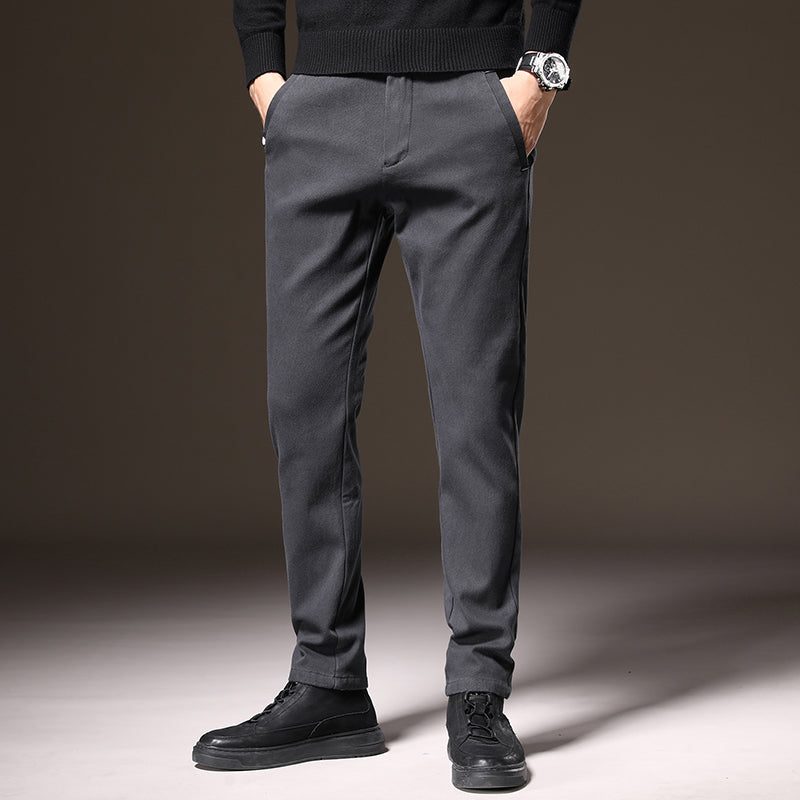 Pantaloni dal taglio classico
