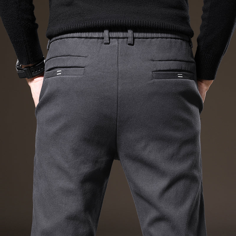 Pantaloni dal taglio classico