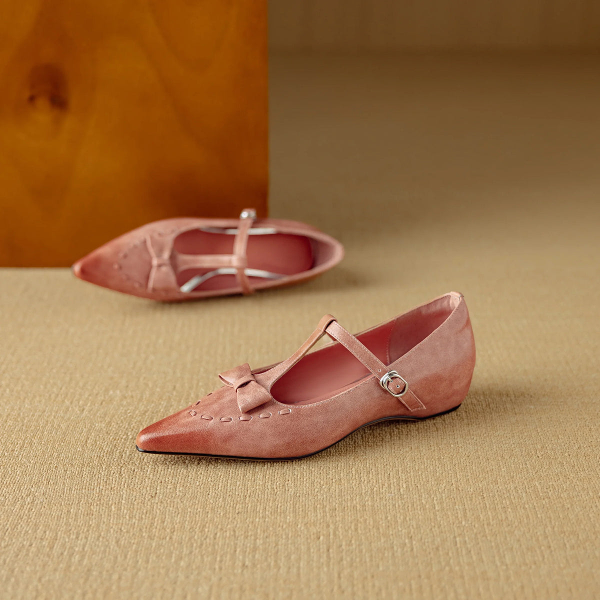 Tiara pumps i äkta läder