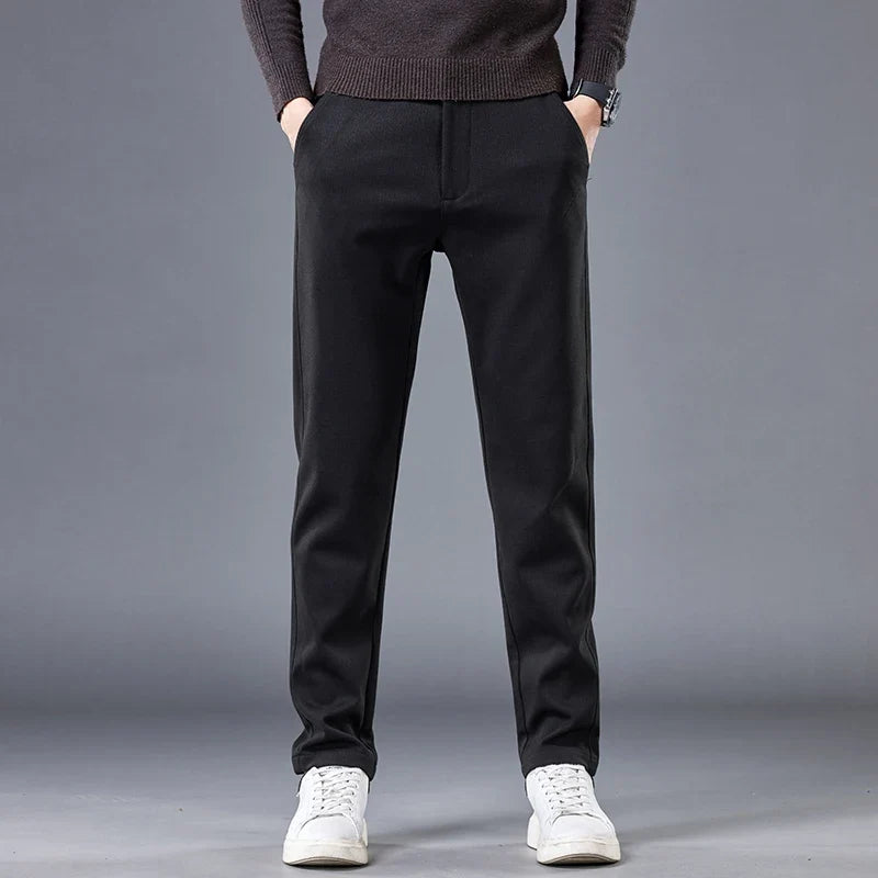 Pantalon ajusté au contour