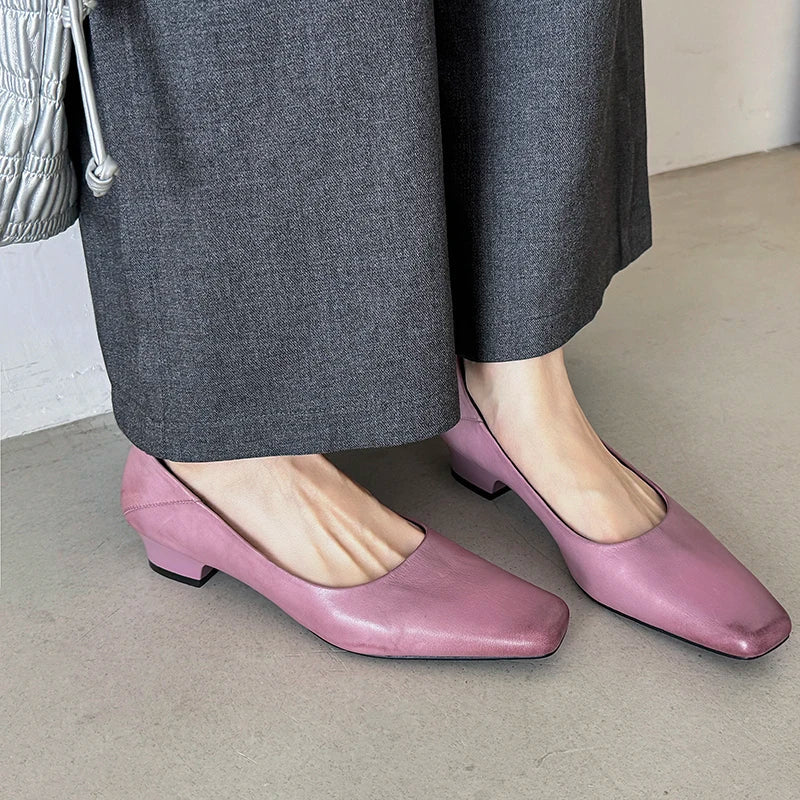 Nicole pumps i äkta läder