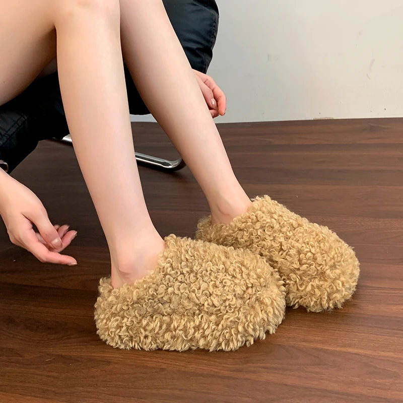 LUNA PLUSH CURLY FLEECE SLIPPERS