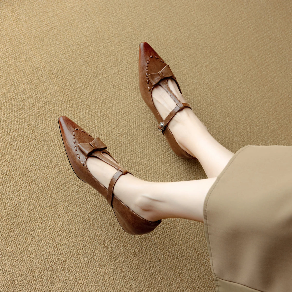 Tiara pumps i äkta läder