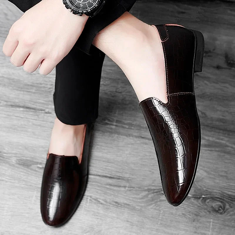 Stalwart Loafers i Äkta Läder