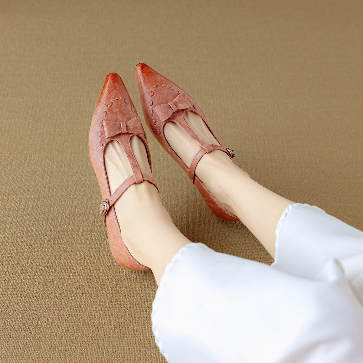 Tiara pumps i äkta läder