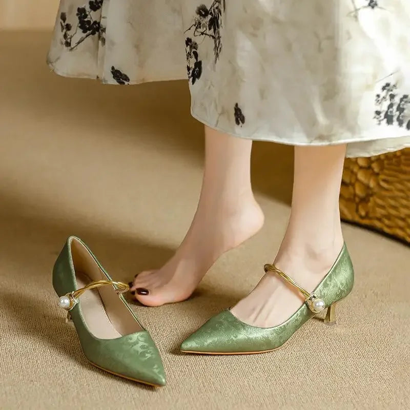 Monroe Kitten Heels