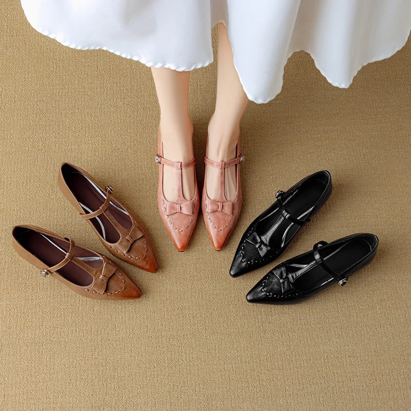 Tiara pumps i äkta läder