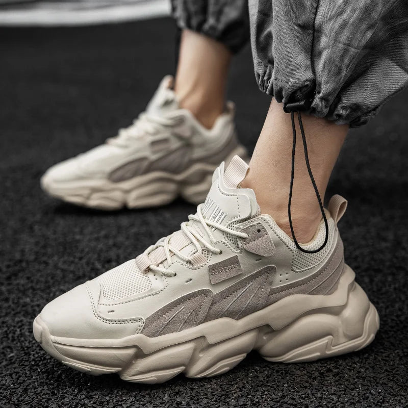 Les baskets Revolution