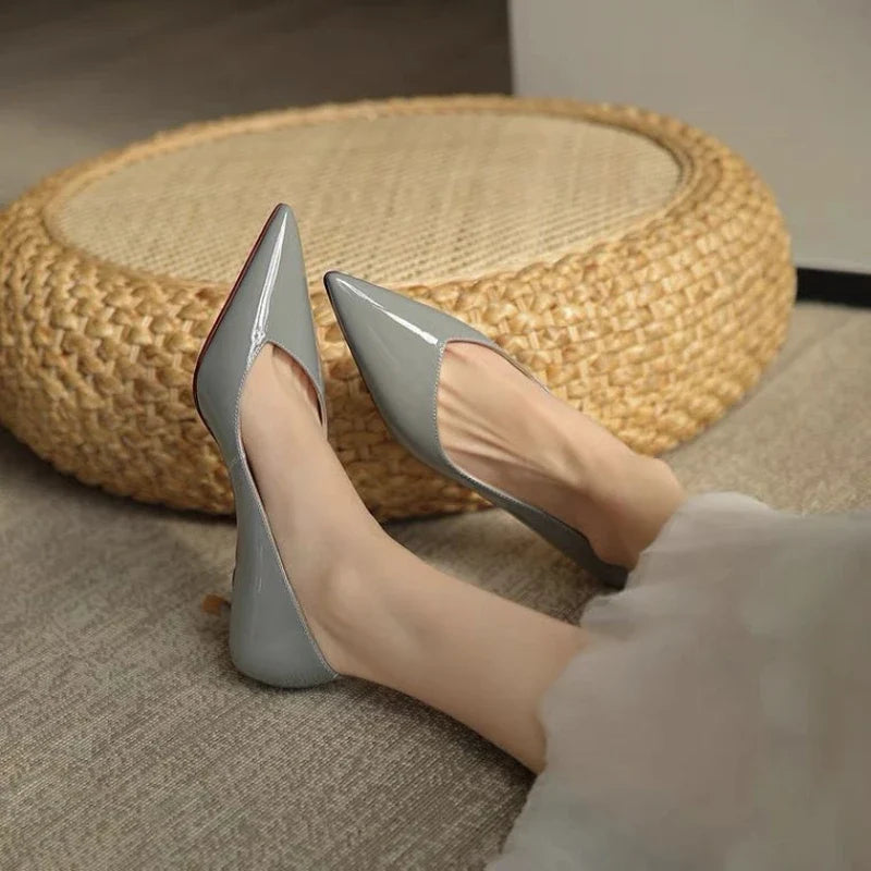 Pelle kitten heels