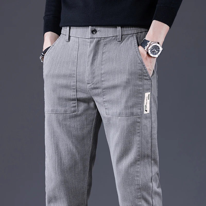Pantaloni dal taglio slim