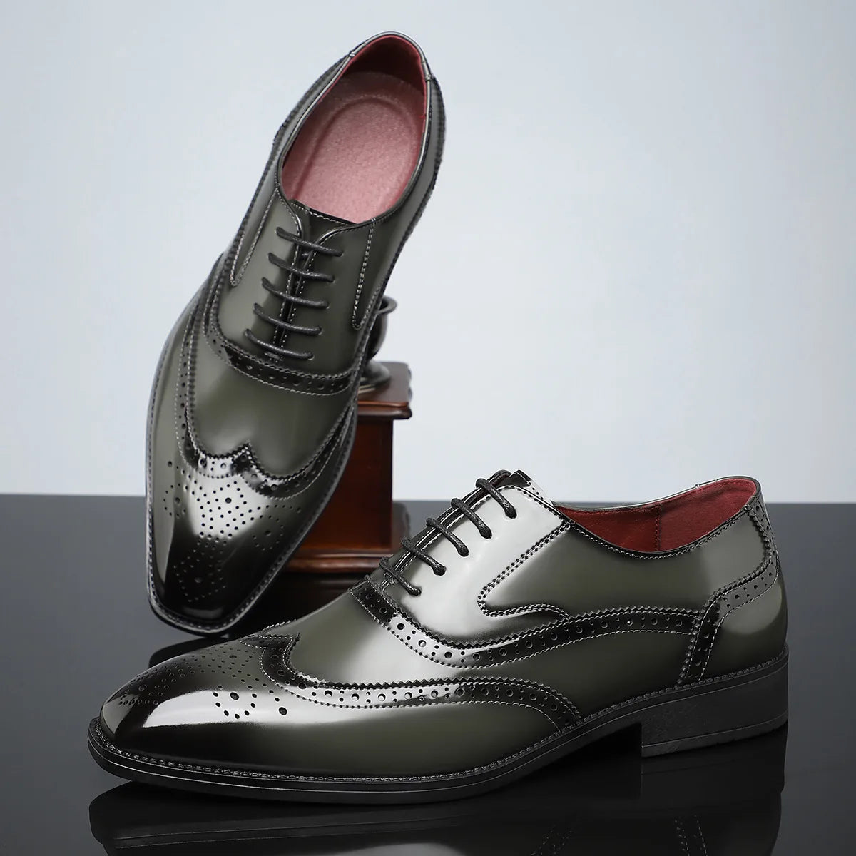 CASSIAN WINGTIP OXFORDS