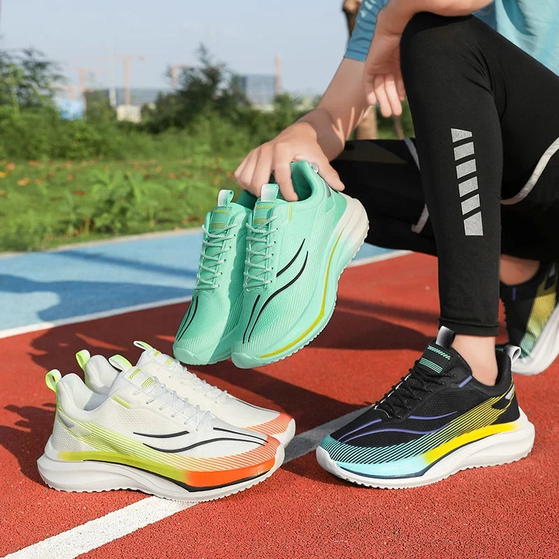 Stratos Sneaker