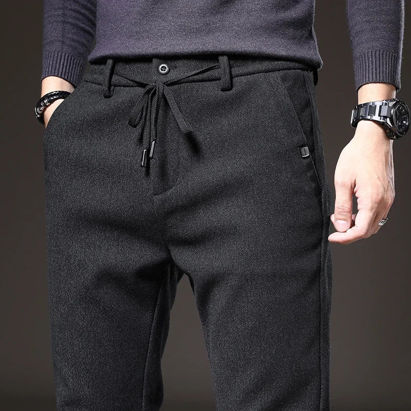 Pantaloni slim fit Aldrin™