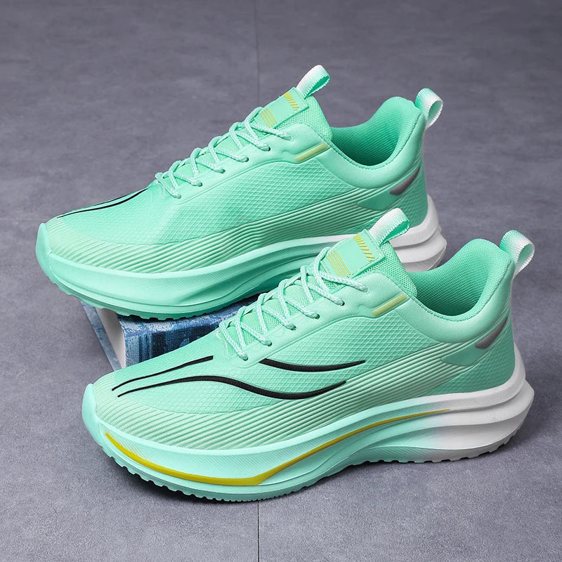Stratos Sneaker