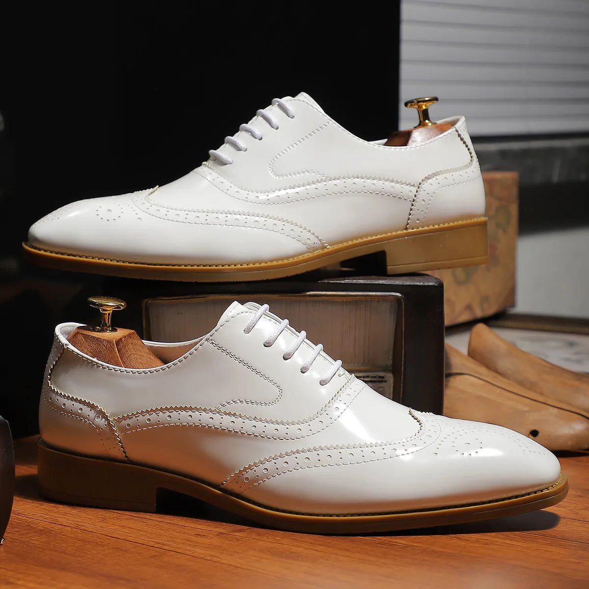 CASSIAN WINGTIP OXFORDS