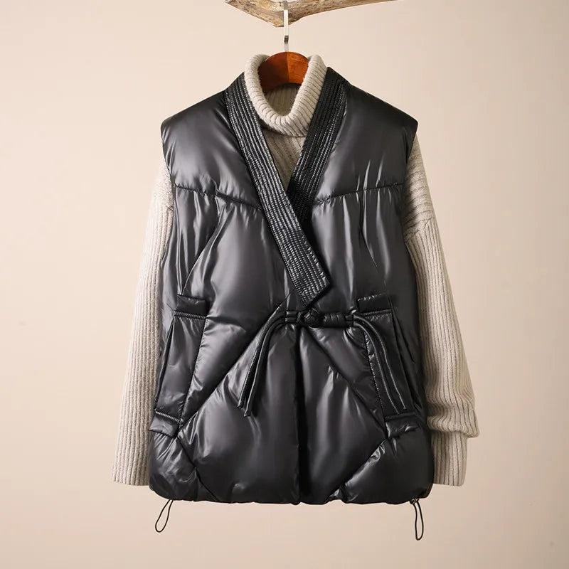 Elandra Vest