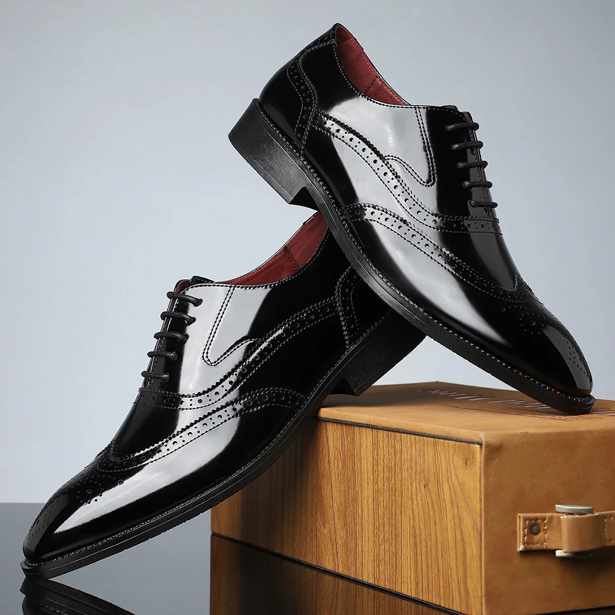 CASSIAN WINGTIP OXFORDS