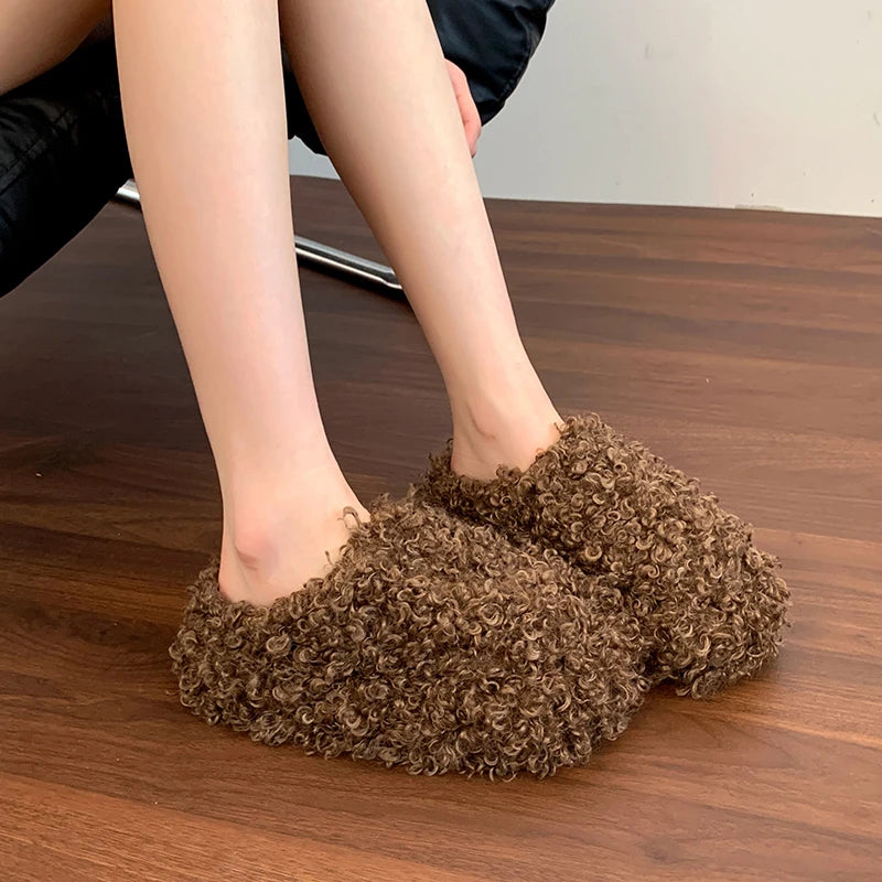 LUNA PLUSH CURLY FLEECE SLIPPERS