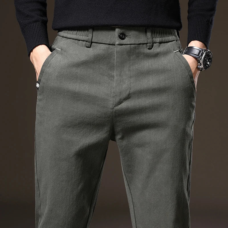Pantaloni dal taglio classico