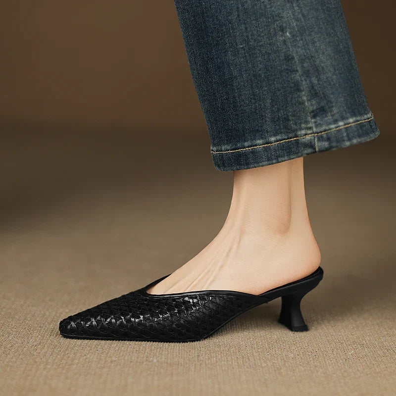 Mules Olivia de cuero genuino
