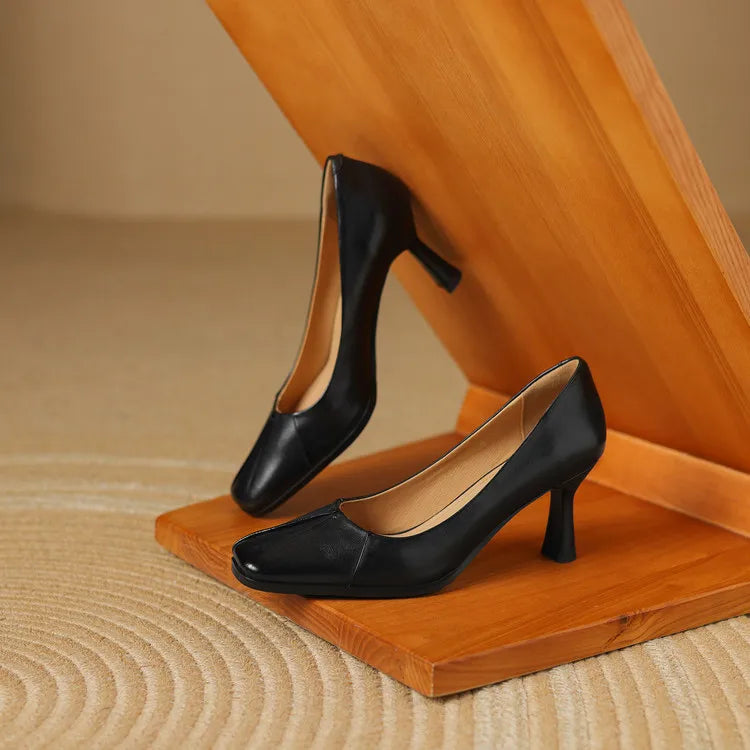 AMBER GENUINE LEATHER HEELS