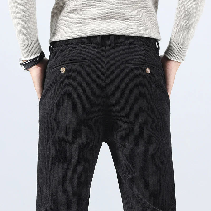 Calças de Veludo Cotelhado Slim Fit