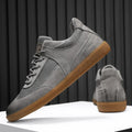 Sneaker aus Veloursleder