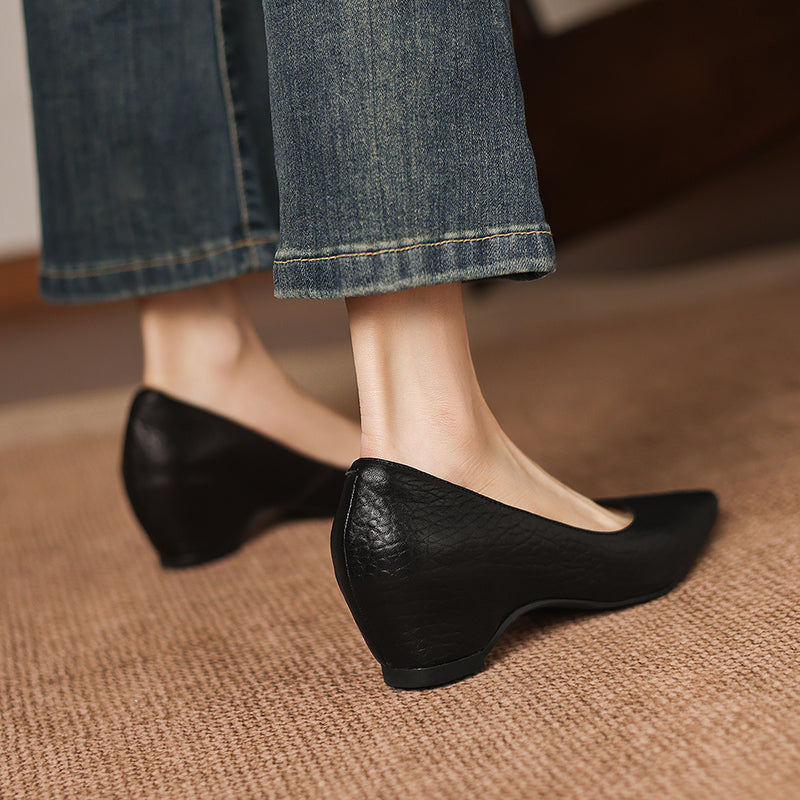 Tacones Mavi de cuero genuino con punta afilada