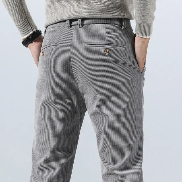 Calças de Veludo Cotelhado Slim Fit