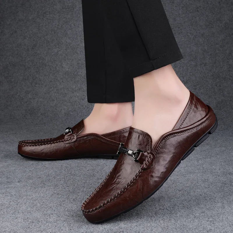 Mocassins Kizar em pele