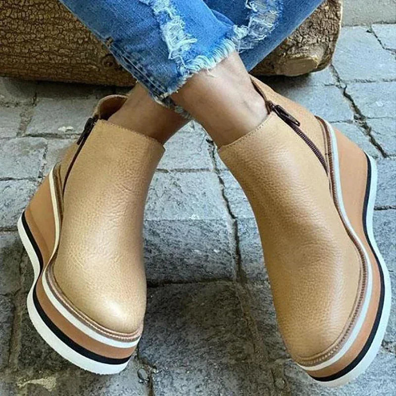 MILA MONROE PLATFORMS