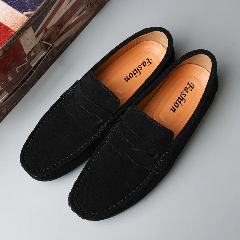 Mocassins Gildron em Camurça Genuína