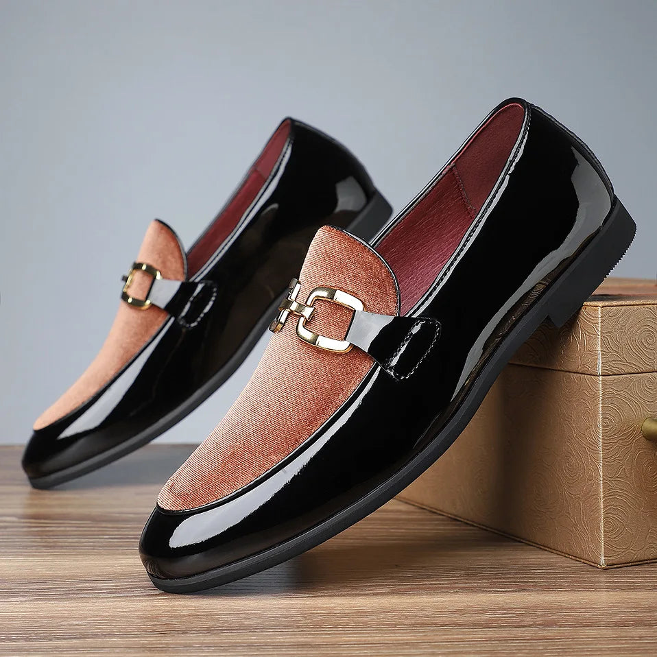 Zapatos de cuero elegantes