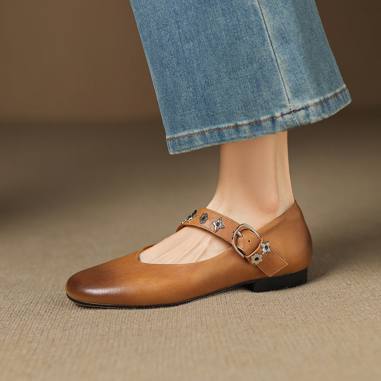 OPHIRA GENUINE LEATHER FLATS