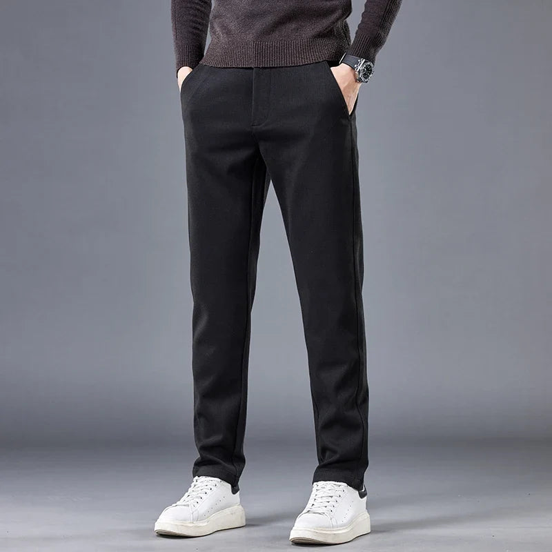 Pantalon ajusté au contour