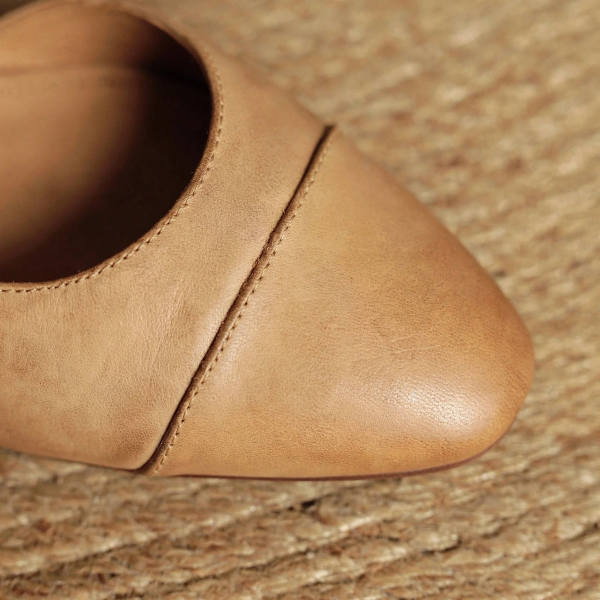 Mules Ada de cuero genuino