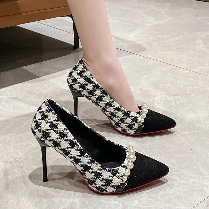CAMILLE HOUNDSTOOTH PEARL HEELS