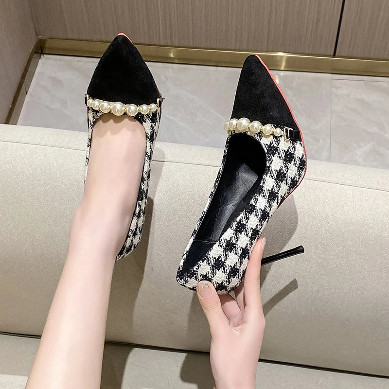 CAMILLE HOUNDSTOOTH PEARL HEELS