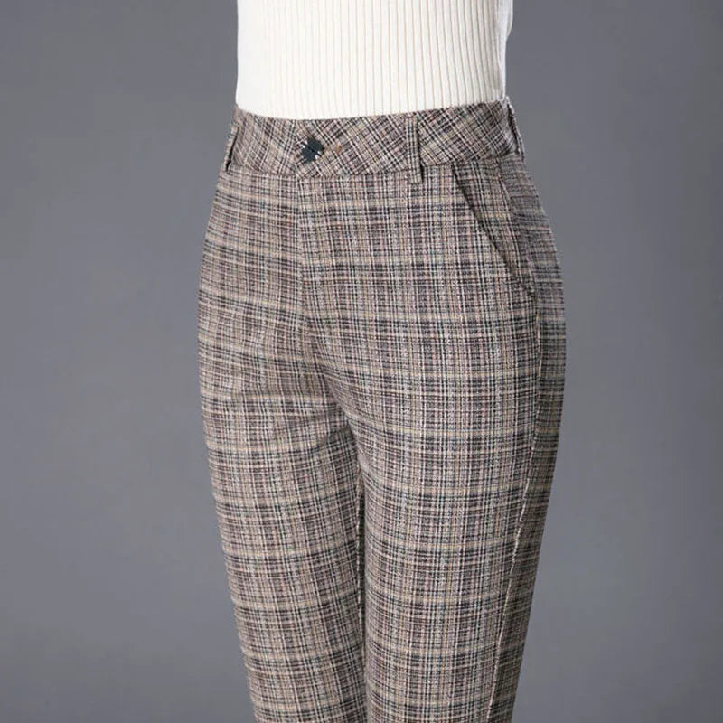 Pantalon à carreaux Elara