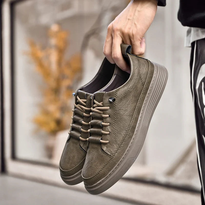 Klassiska sneakers i läder
