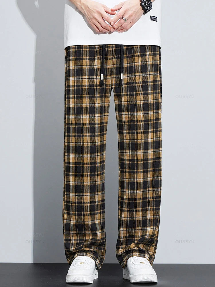 Locker geschnittene karierte Hose