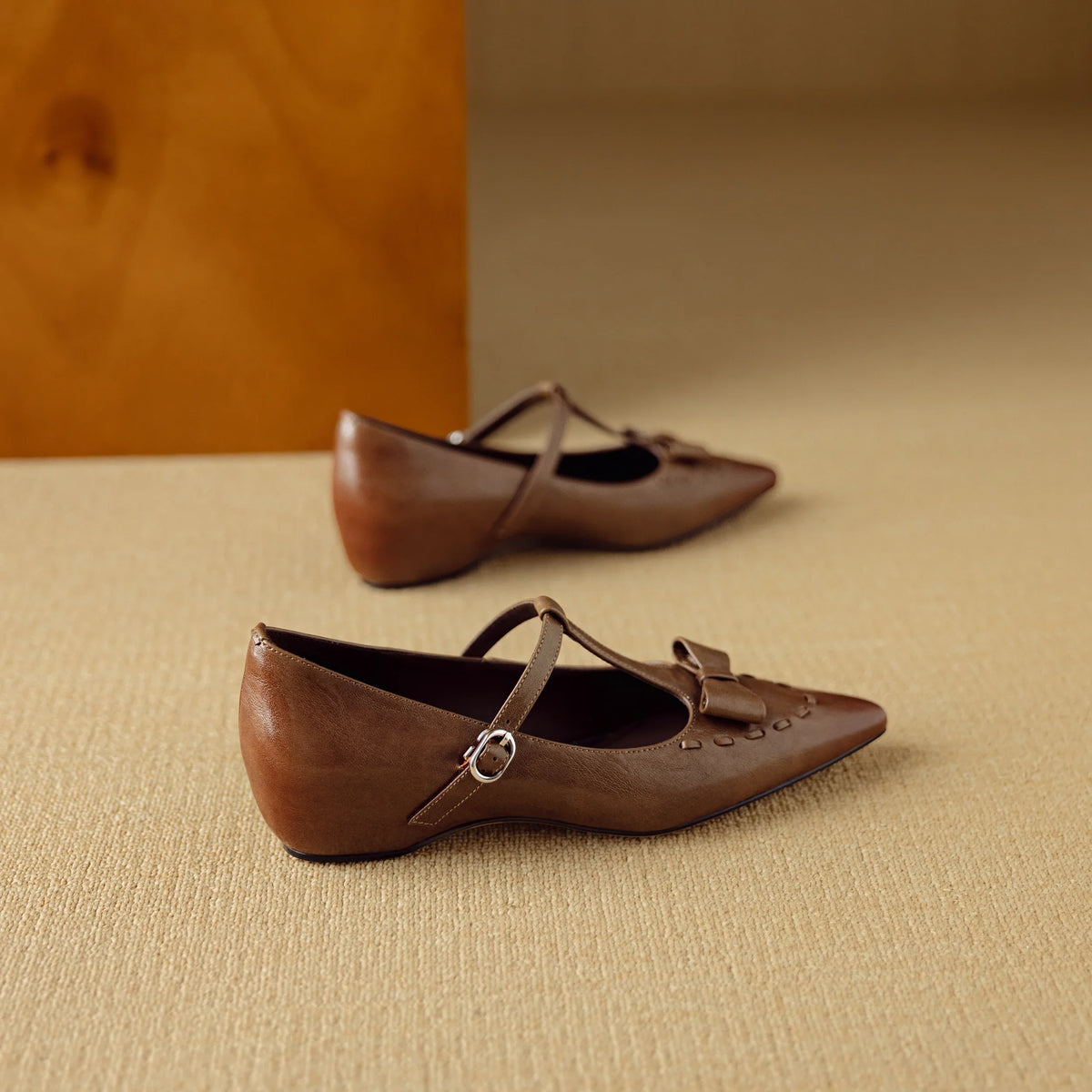 Tiara pumps i äkta läder
